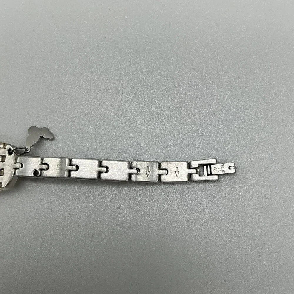 Swatch Butterfly 2009 Womens Watch 25mm Silver Tone Pink Charm New Battery 6.75